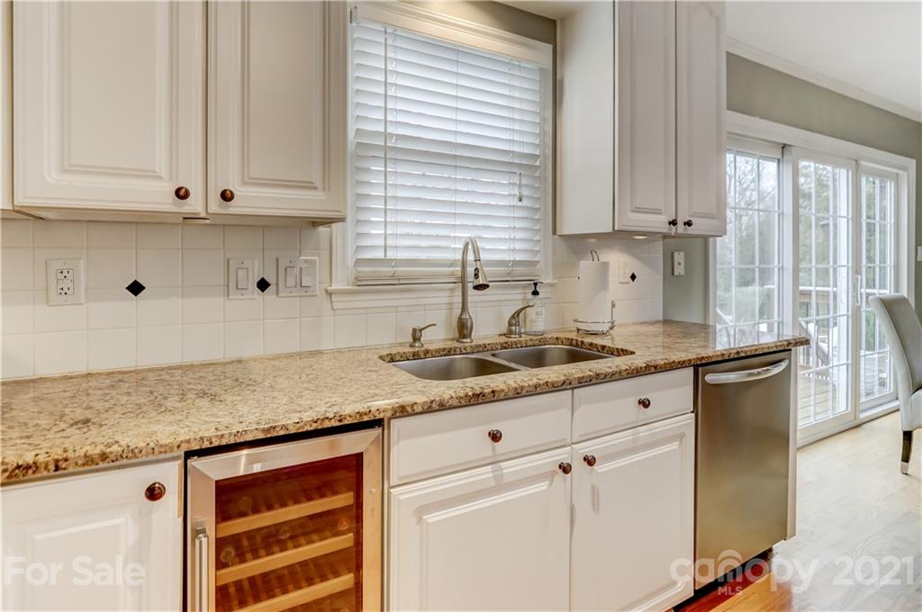 6633 Sharon Road Charlotte, NC 28210 - Photo 20 of 48 Gallery Image 20