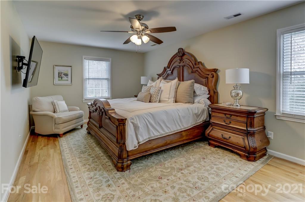 6633 Sharon Road Charlotte, NC 28210 - Photo 29 of 48 Gallery Image 29