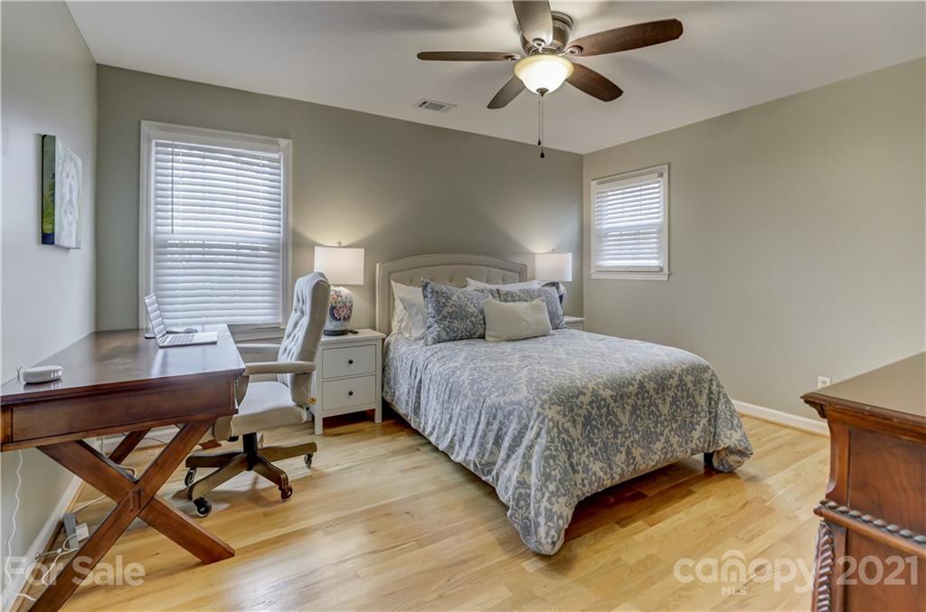 6633 Sharon Road Charlotte, NC 28210 - Photo 36 of 48 Gallery Image 36