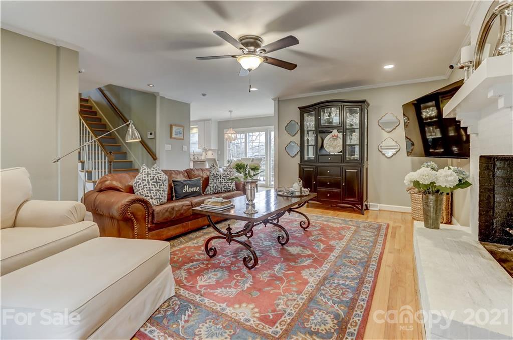 6633 Sharon Road Charlotte, NC 28210 - Photo 10 of 48 Gallery Image 10