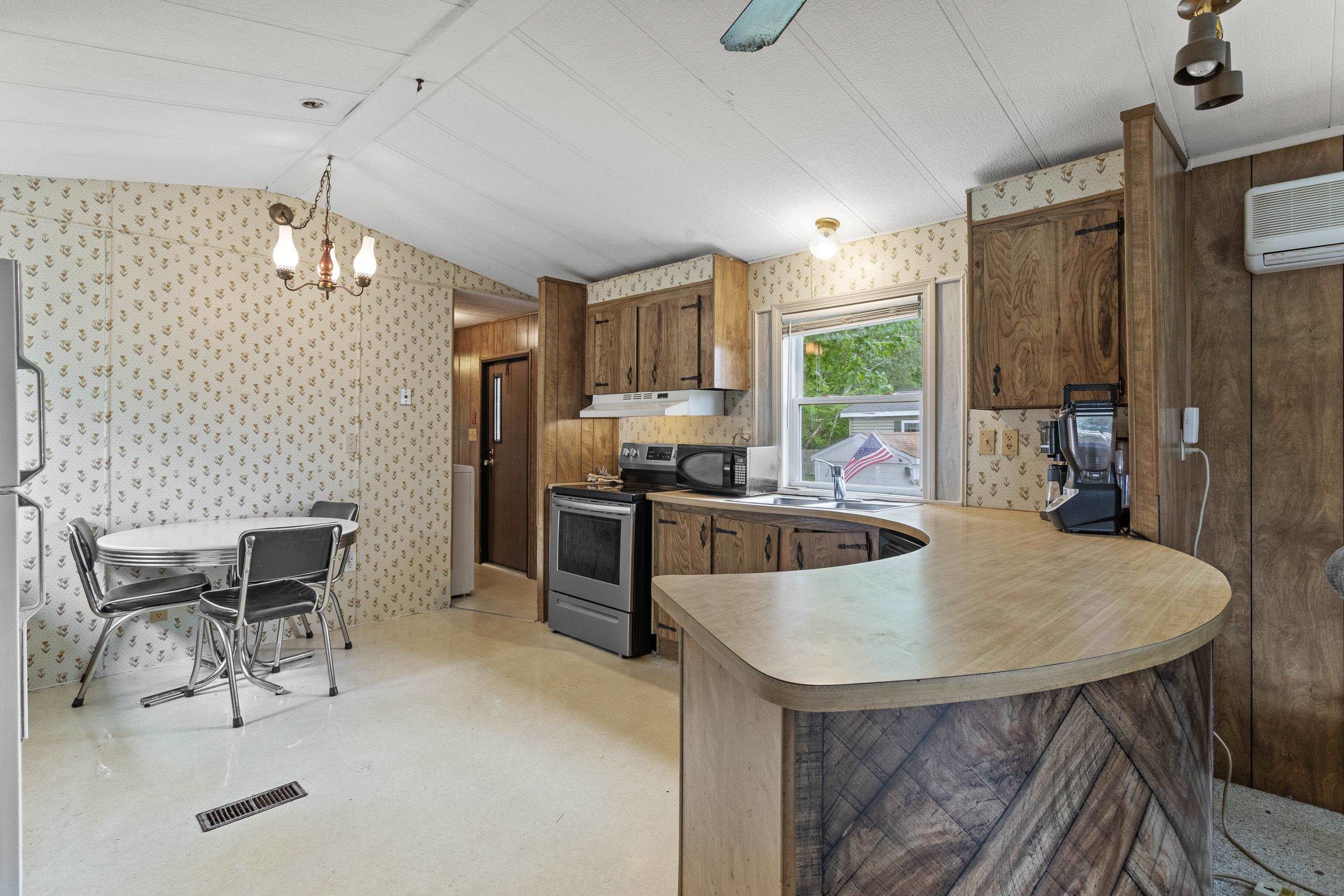 290 Calef Highway, Unit C12 Epping, NH 03042 - Photo 4 of 33