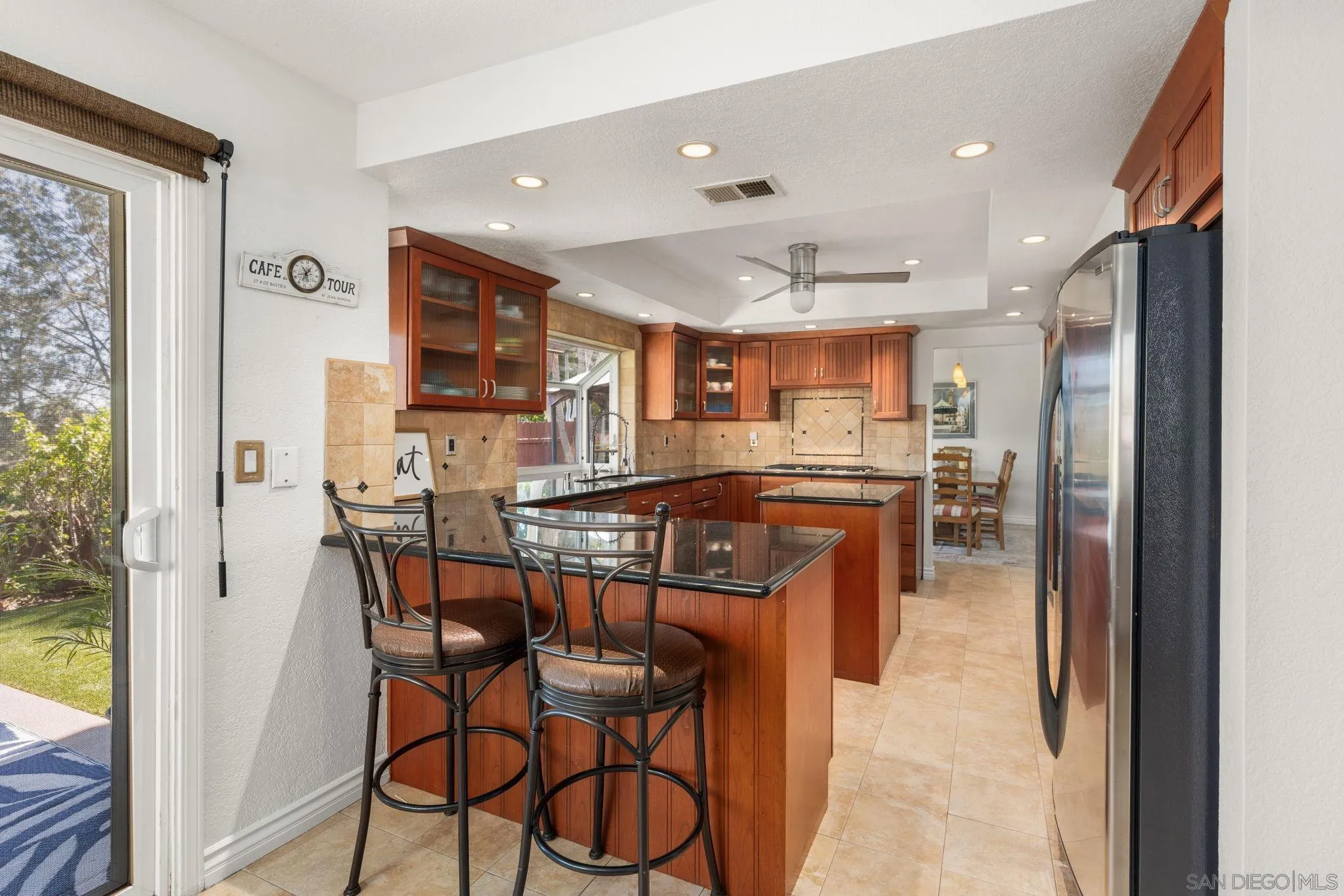 10035 Verbena Lane Spring Valley, CA 91977 - Photo 3 of 40