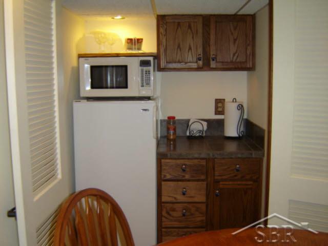4588 North Raucholz Road Hemlock, MI 48626 - Photo 23 of 28 20361990-22.JPG