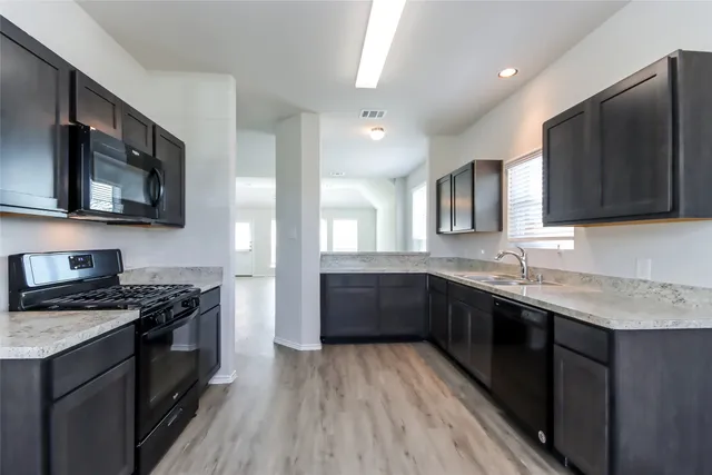 $2,210 | 21310 Shadbush Avenue, Porter, TX 77365