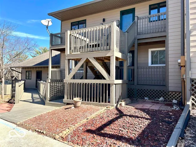 $184,500 | 9479 South Lake Ridge Drive, Bloomington, IN 47401