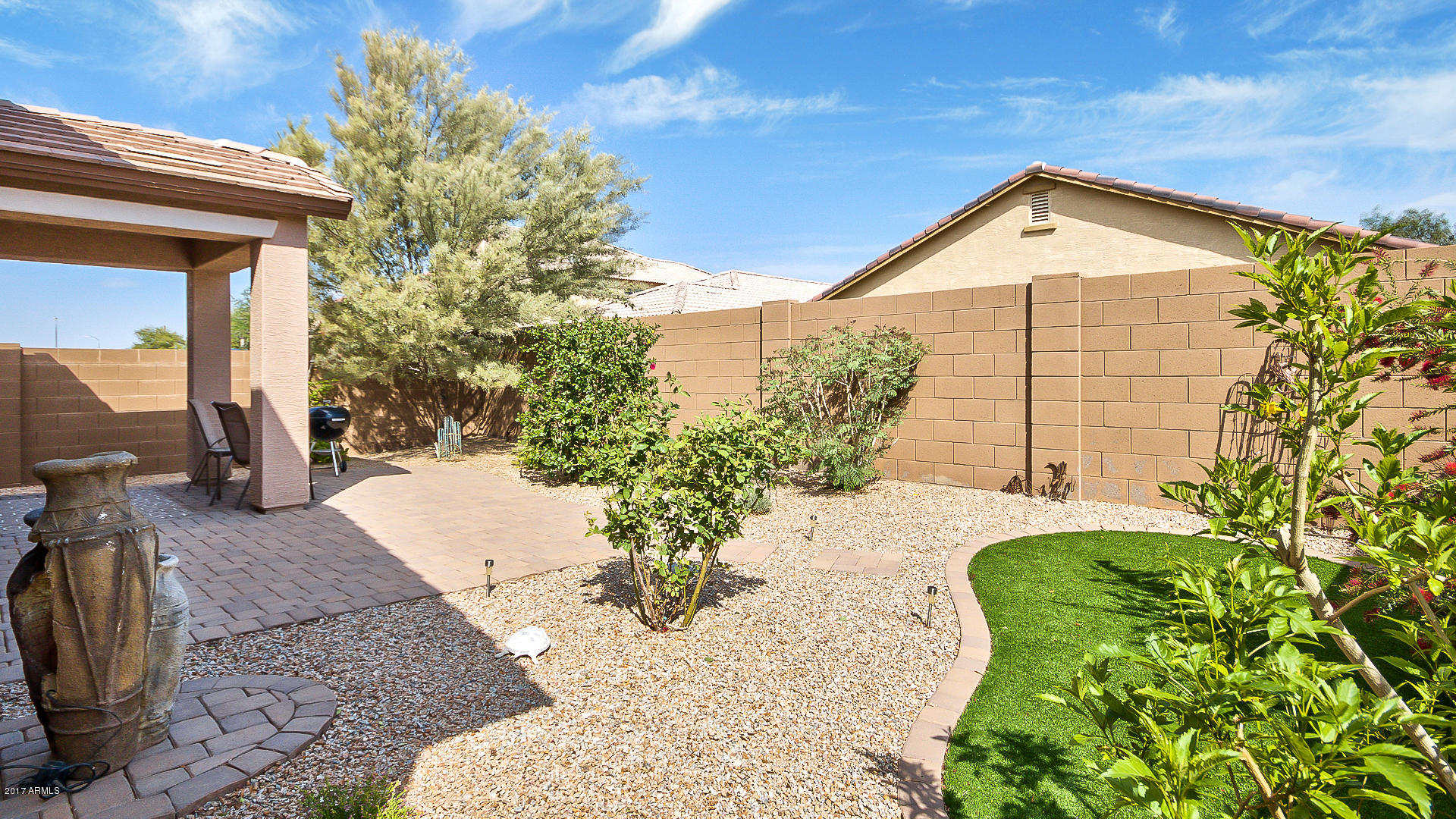 2618 West Gaby Road Phoenix, AZ 85041 - Photo 32 of 32 38