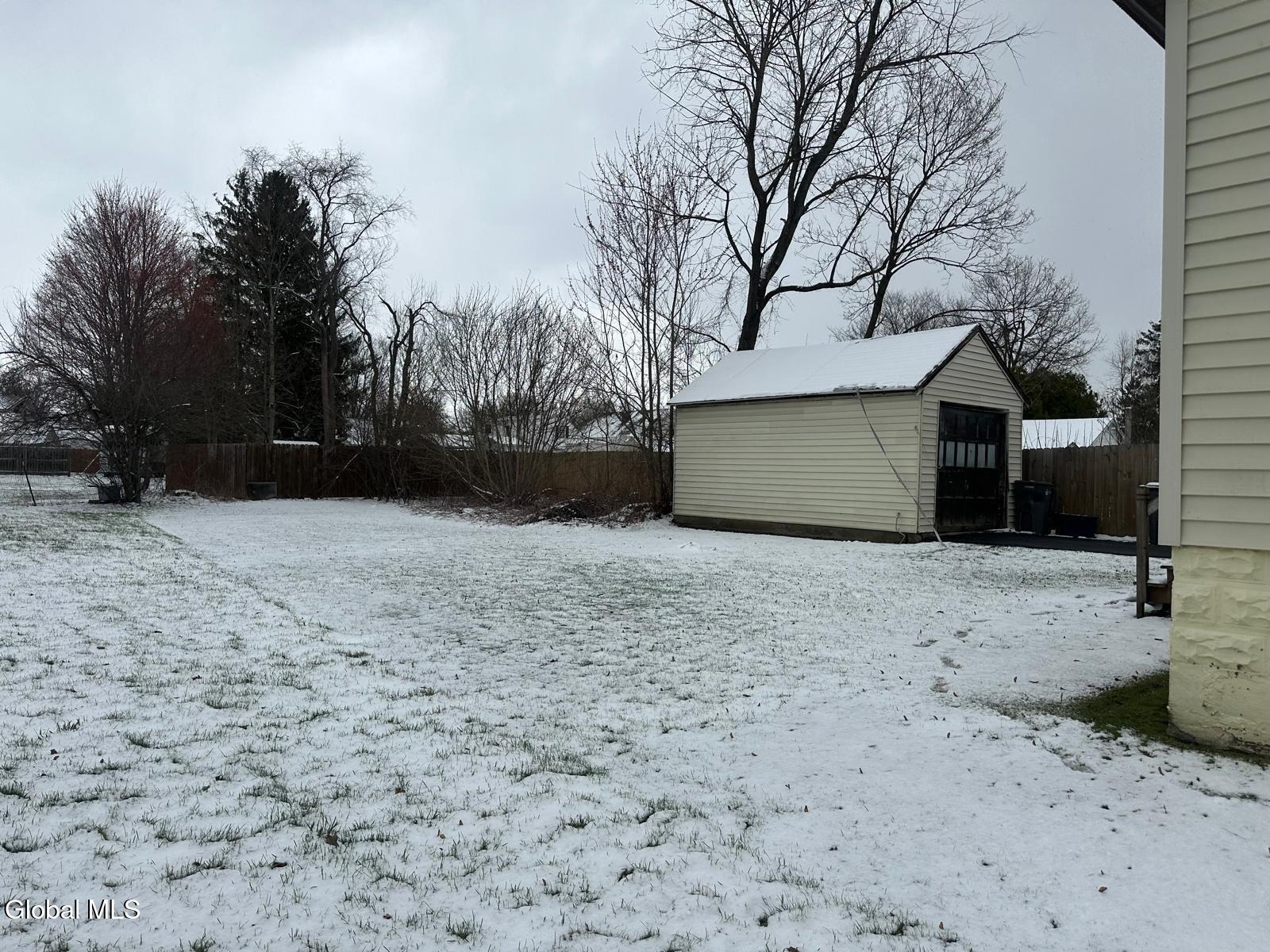 407 East Bloomfield Street Rome, NY 13440 - Photo 7 of 18 IMG-20260407-WA0015