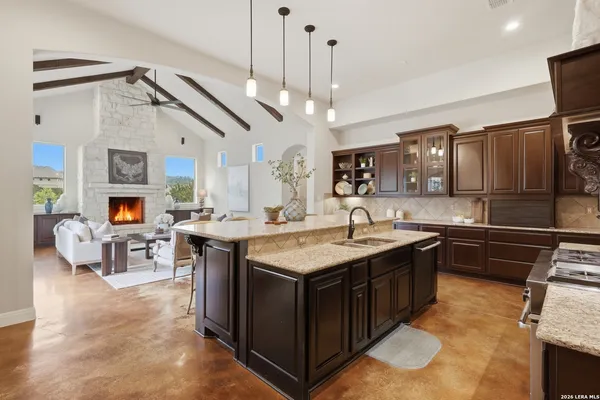 $1,200,000 | 18633 Shadow Canyon Drive, Helotes, TX 78023