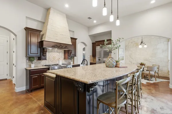 $1,200,000 | 18633 Shadow Canyon Drive, Helotes, TX 78023