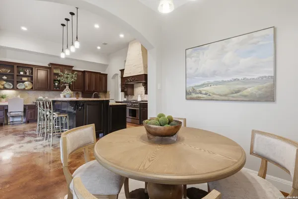 $1,200,000 | 18633 Shadow Canyon Drive, Helotes, TX 78023