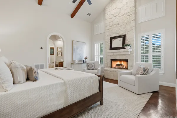 $1,200,000 | 18633 Shadow Canyon Drive, Helotes, TX 78023