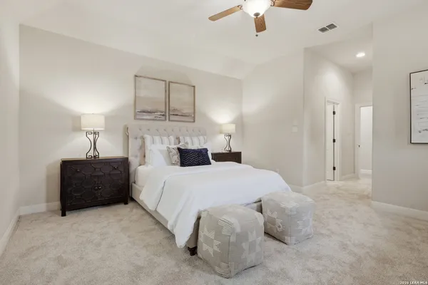 $1,200,000 | 18633 Shadow Canyon Drive, Helotes, TX 78023