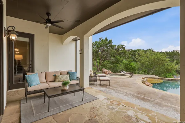$1,200,000 | 18633 Shadow Canyon Drive, Helotes, TX 78023