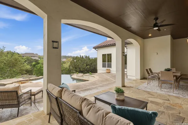 $1,200,000 | 18633 Shadow Canyon Drive, Helotes, TX 78023