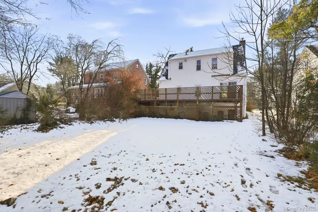 a side view of a house