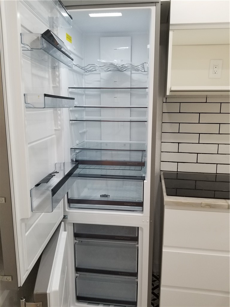 2605 Enfield Road, Unit 109 Austin, TX 78703 - Photo 14 of 33 Spacious Freezer Drawers Organizer