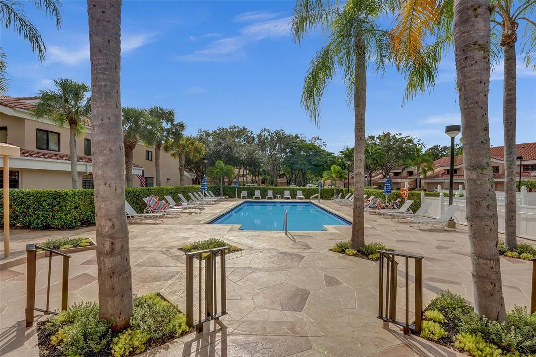 17292 Boca Club Boulevard, Unit 1307 Boca Raton, FL 33487 - Photo 46 of 49 Community Pool