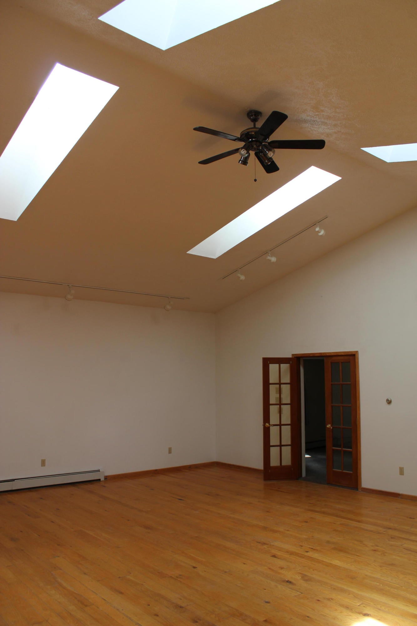 15673 Riverview Road Southeast Grayling, MI 49738 - Photo 8 of 27 Gallery Image 8
