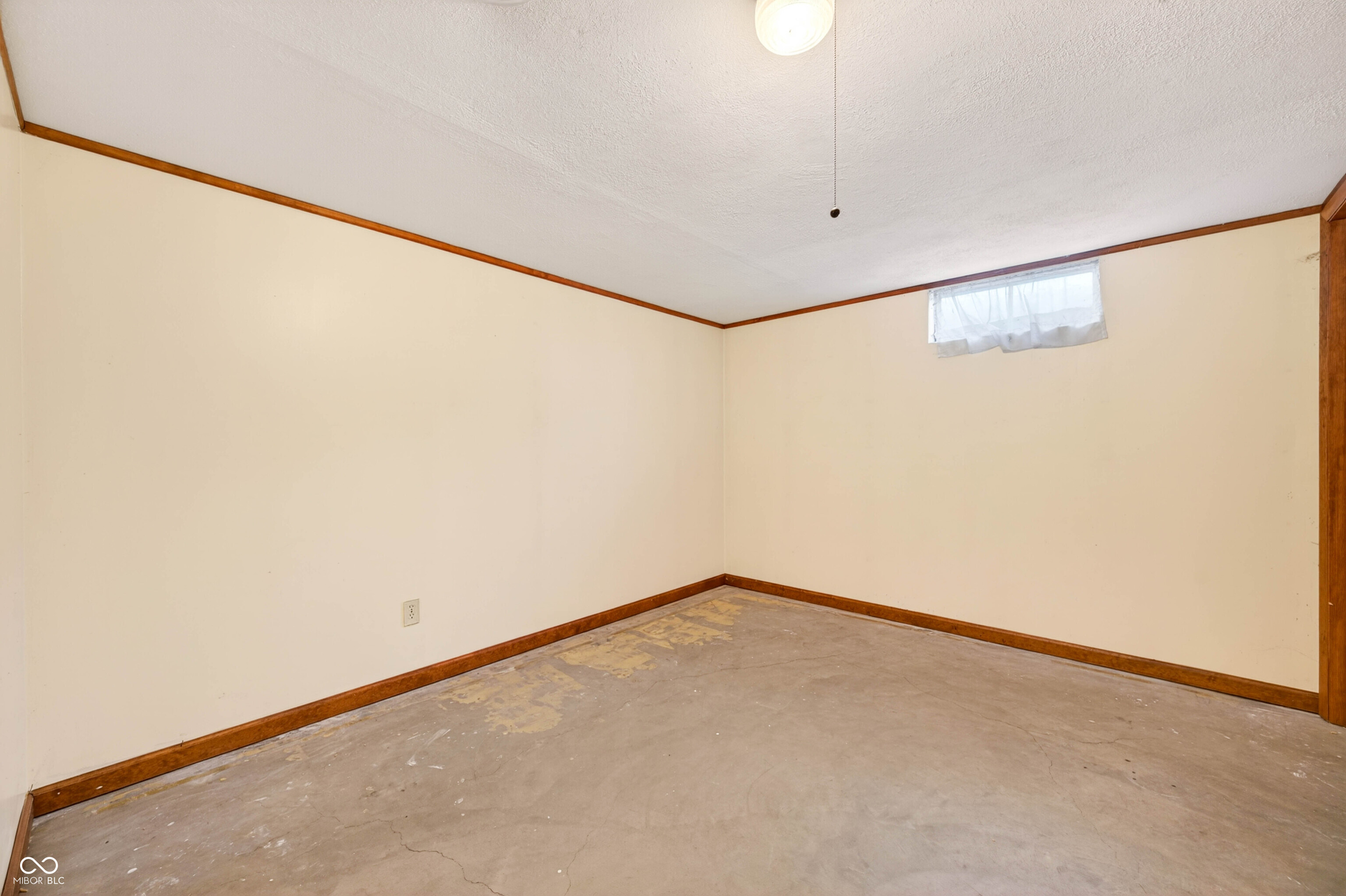 2240 Sims Drive Columbus, IN 47203 - Photo 37 of 56