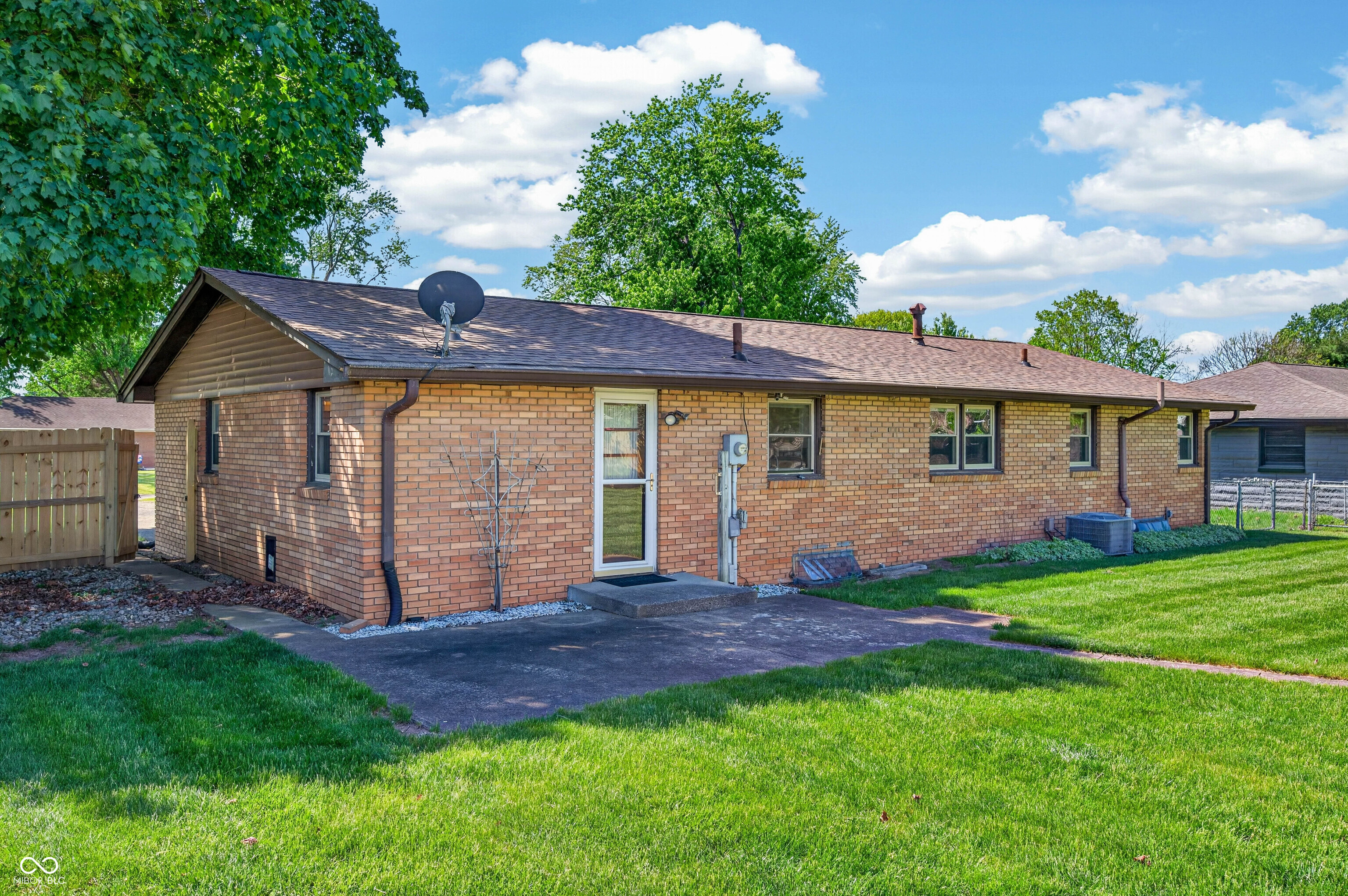 2240 Sims Drive Columbus, IN 47203 - Photo 41 of 56