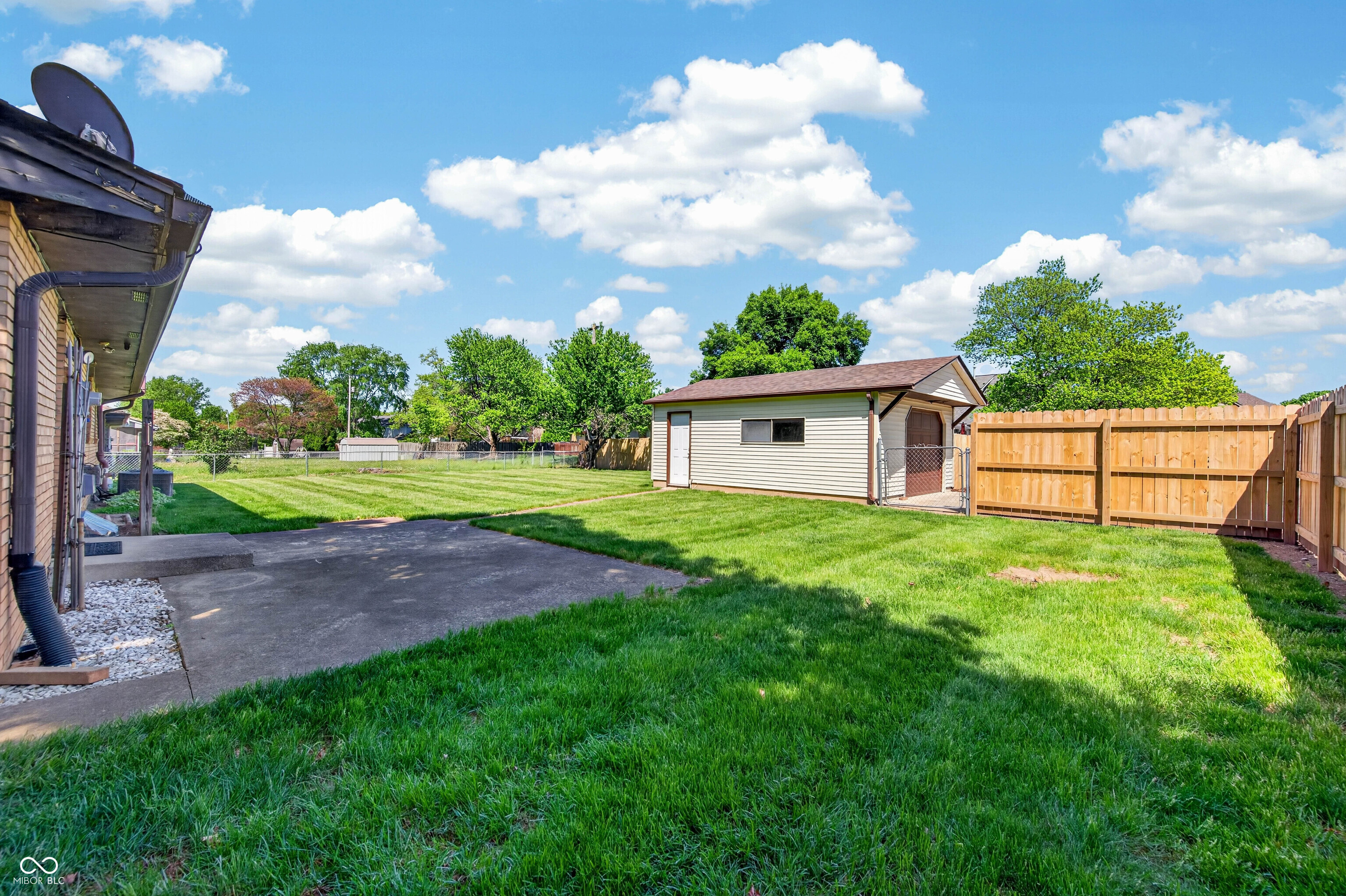 2240 Sims Drive Columbus, IN 47203 - Photo 42 of 56