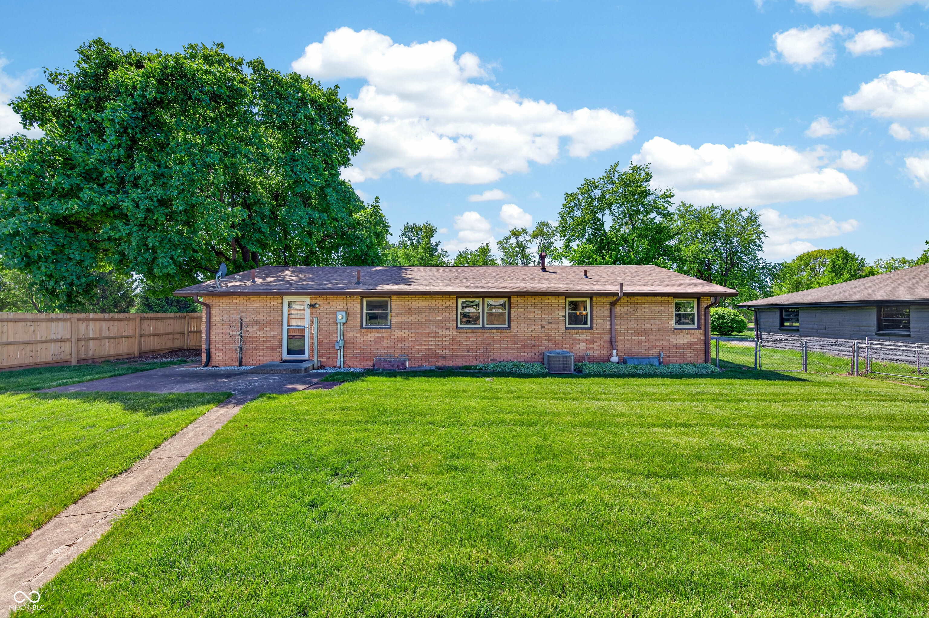 2240 Sims Drive Columbus, IN 47203 - Photo 43 of 56