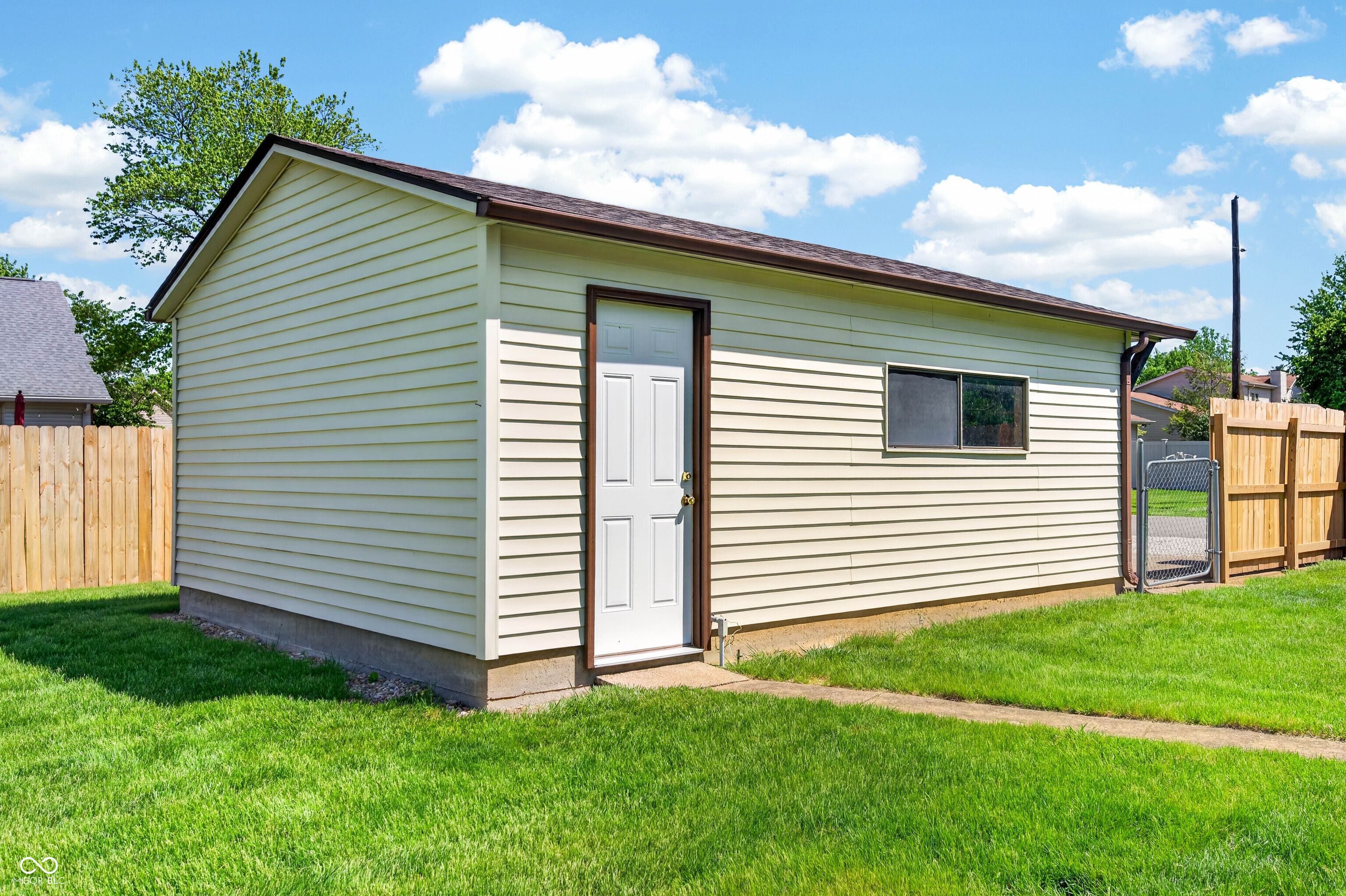 2240 Sims Drive Columbus, IN 47203 - Photo 51 of 56