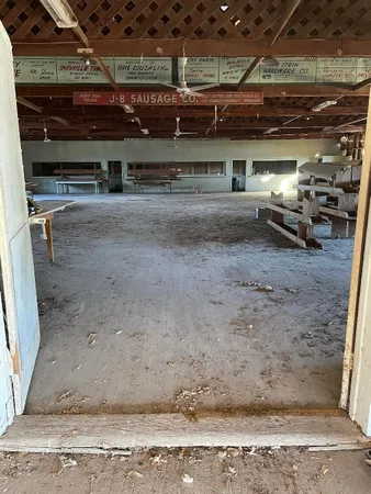 $219,000 | 9451 Rosanky Road, Flatonia, TX 78941