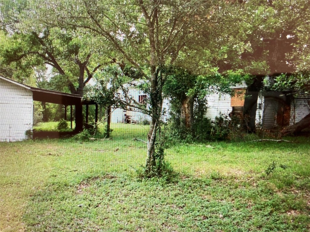 9451 Rosanky Road Flatonia, TX 78941 - Photo 7 of 13