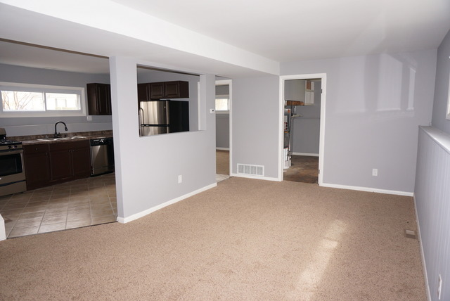 45 Fernwood Road Montgomery, IL 60538 - Photo 2 of 25
