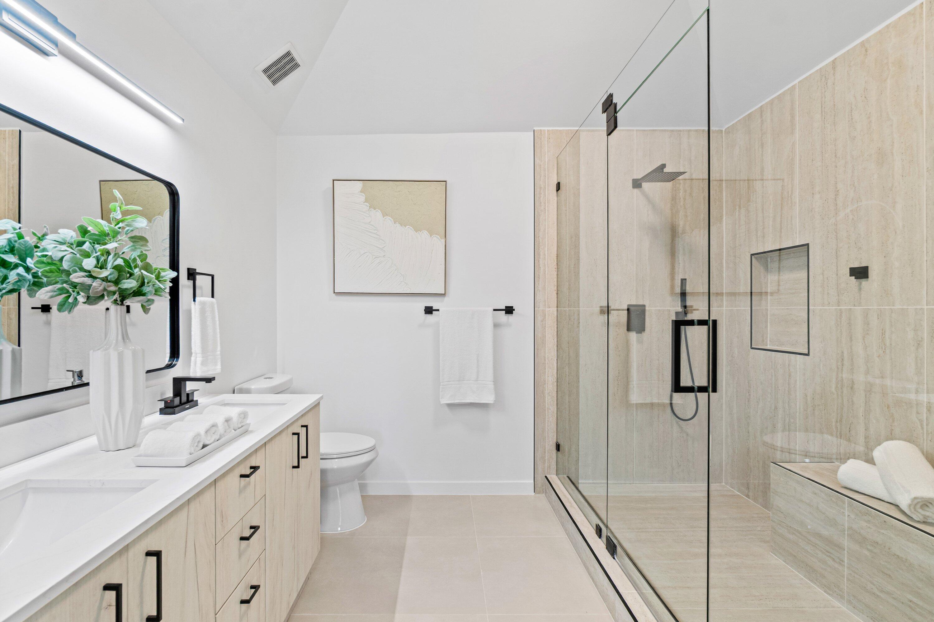 5166 Lake Catalina Drive, Unit D Boca Raton, FL 33496 - Photo 21 of 57 Primary Bathroom