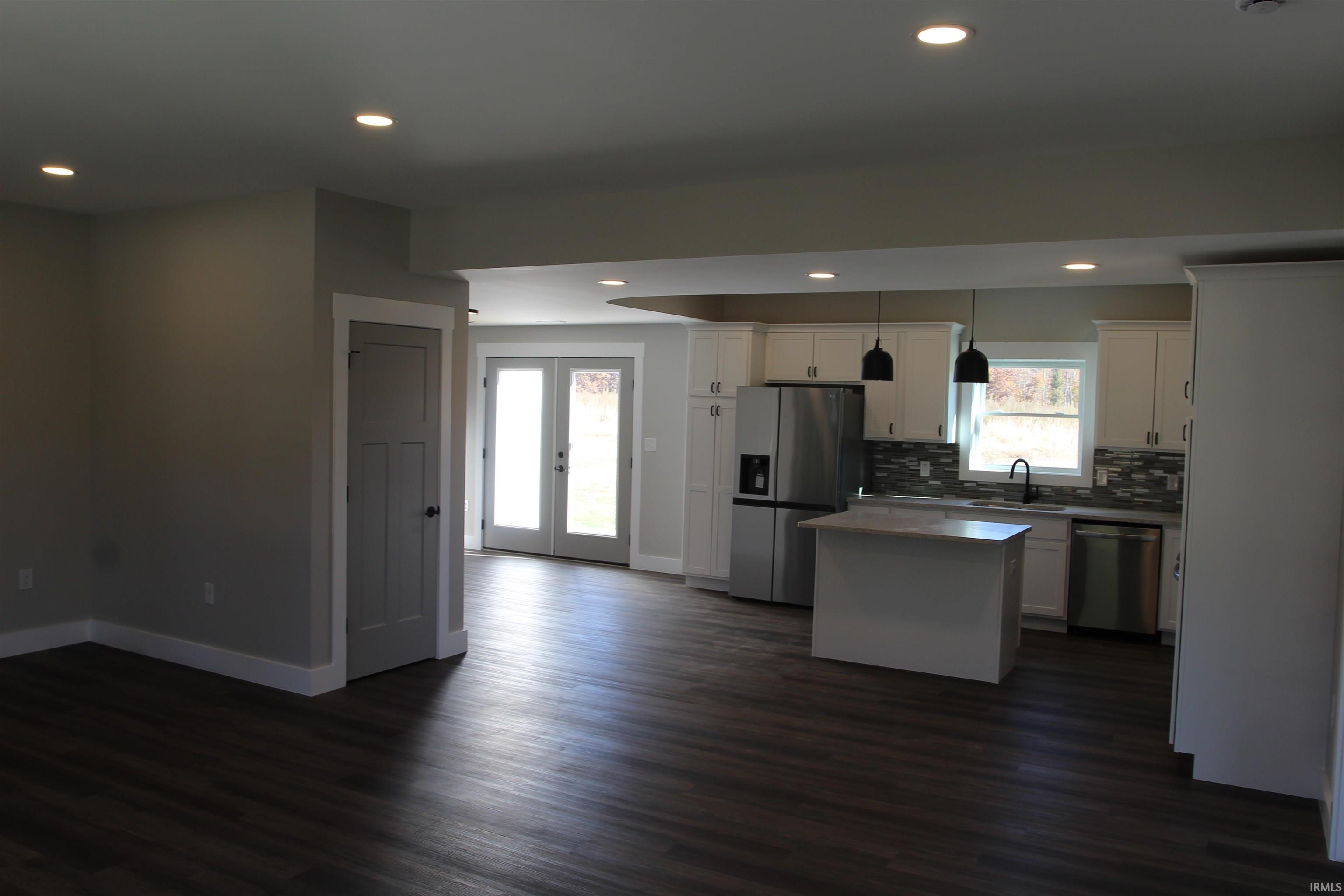 610 White Oak Road Spencer, IN 47460 - Photo 3 of 24 Gallery Image 3