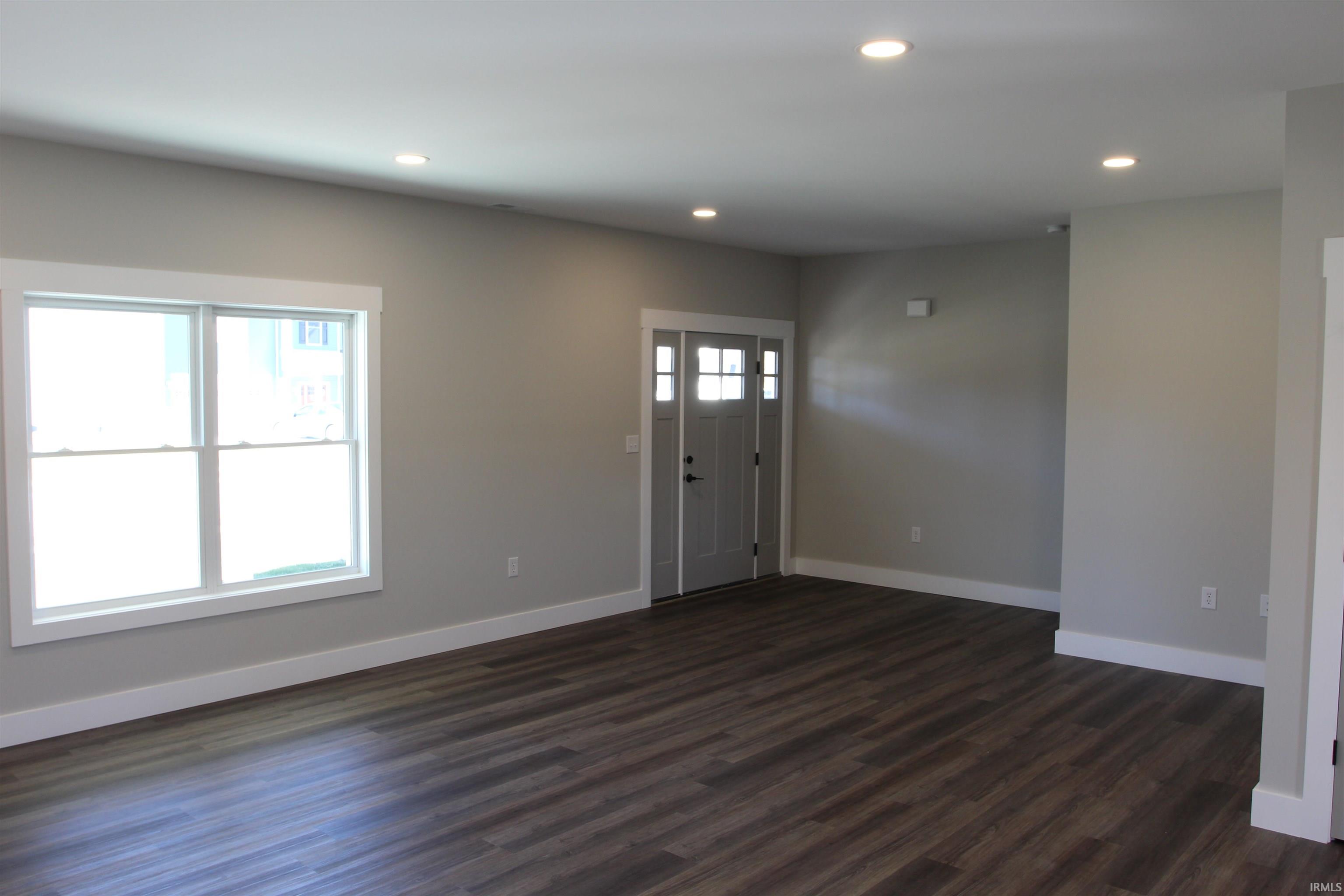 610 White Oak Road Spencer, IN 47460 - Photo 4 of 24 Gallery Image 4