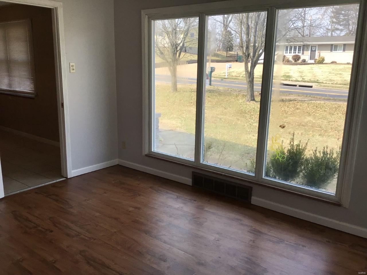 6922 Becker Road St. Louis, MO 63129 - Photo 8 of 17 Gallery Image 8
