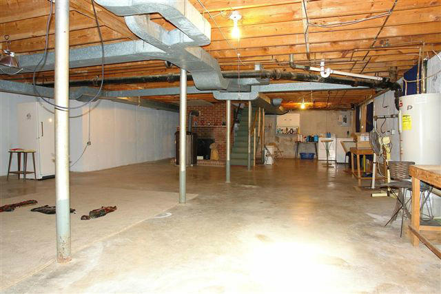 285 Blue Ridge Drive Blue Ridge, VA 24064 - Photo 34 of 46 a view of a room with wooden roof