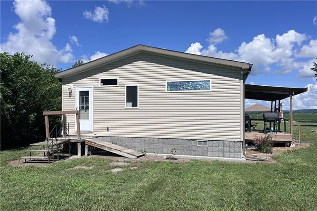 $159,900 | 7180 Southwest 41st Road, St. Joseph, MO 64504