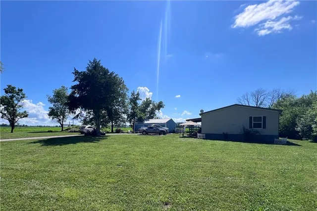 $159,900 | 7180 Southwest 41st Road, St. Joseph, MO 64504