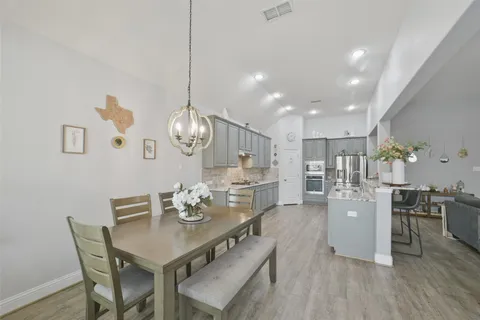 $575,000 | 30014 Valley Terrace Drive, Fulshear, TX 77406