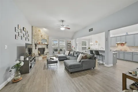 $575,000 | 30014 Valley Terrace Drive, Fulshear, TX 77406