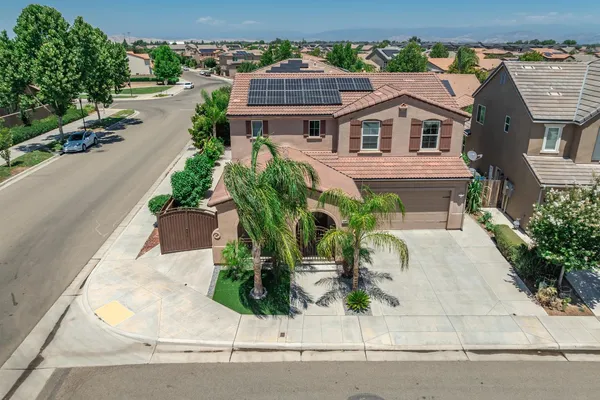 $600,000 | 3609 Flint Avenue, Clovis, CA 93619
