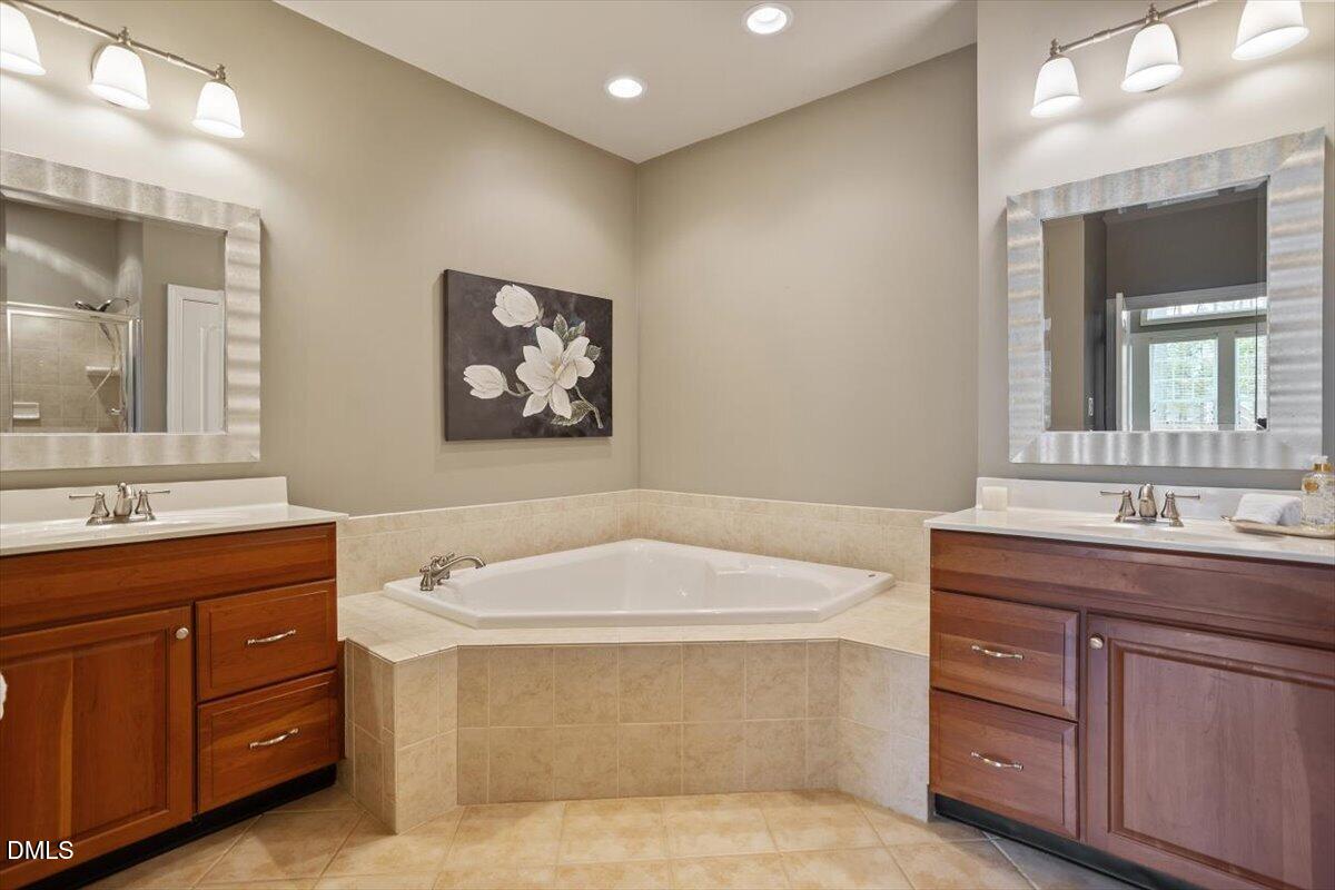 10916 Clovermill Circle Raleigh, NC 27617 - Photo 24 of 50