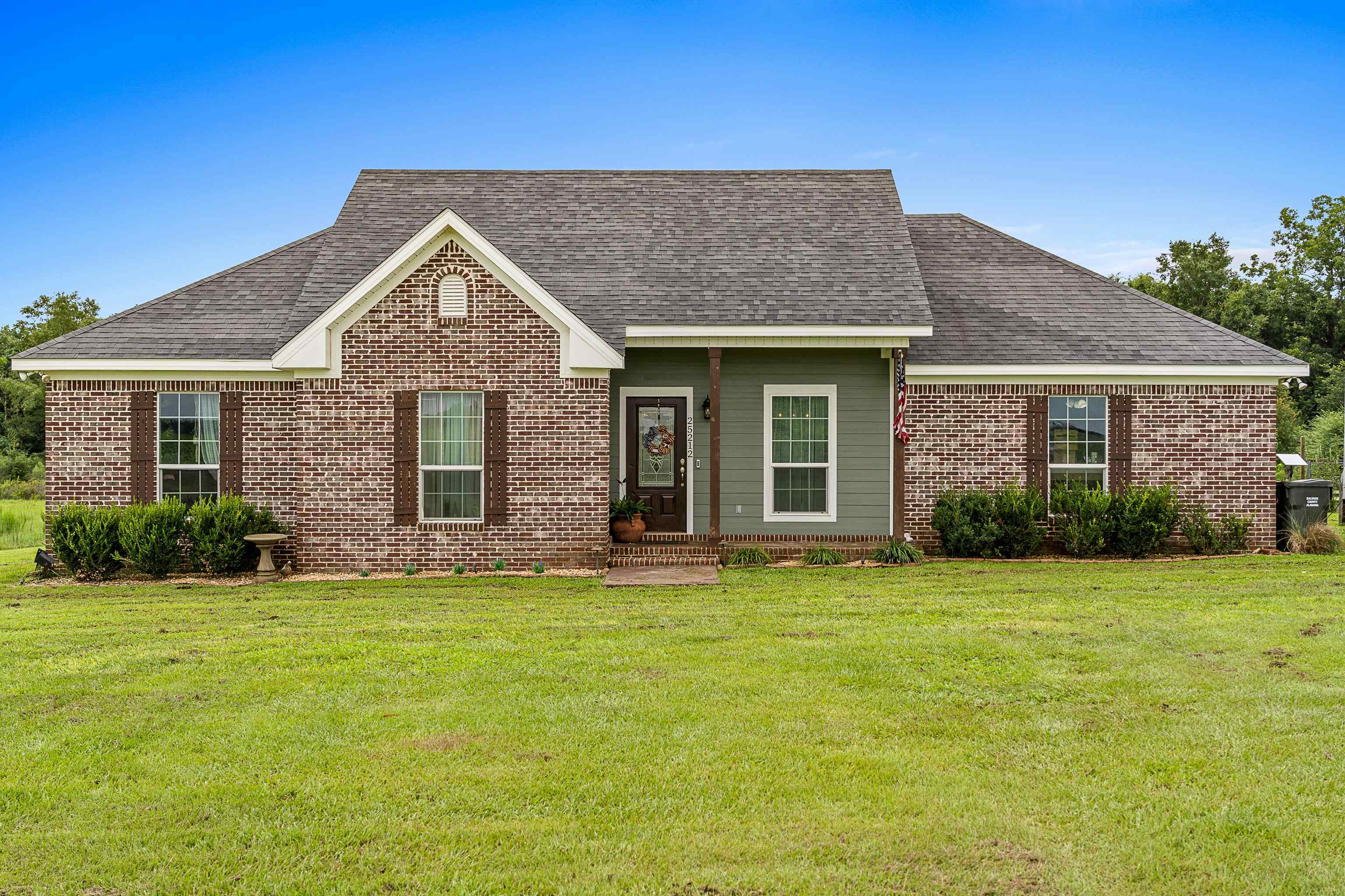 25212 Reeves Lane Elberta, AL 36530 - Photo 1 of 28 Front Of Structure