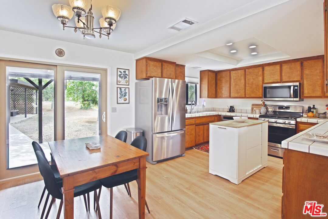 6942 Sunnyhill Road Joshua Tree, CA 92252 - Photo 14 of 32