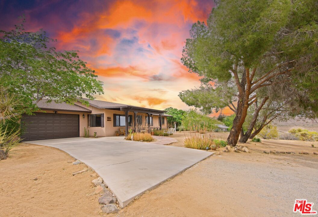 6942 Sunnyhill Road Joshua Tree, CA 92252 - Photo 3 of 32