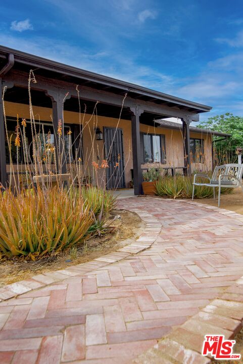 6942 Sunnyhill Road Joshua Tree, CA 92252 - Photo 6 of 32