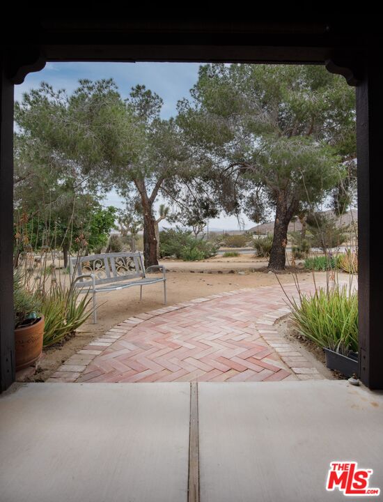 6942 Sunnyhill Road Joshua Tree, CA 92252 - Photo 10 of 32