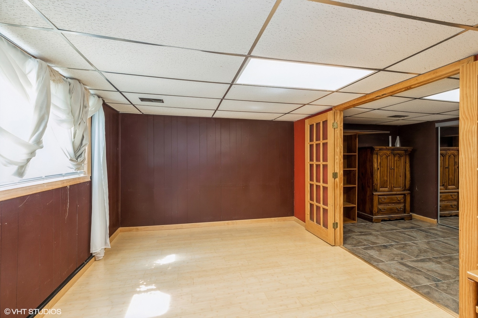 18159 Ravisloe Terrace Country Club Hills, IL 60478 - Photo 12 of 19 a view of a room with closet