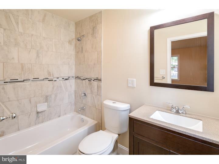 31 Spinythorn Road Levittown, PA 19056 - Photo 17 of 23 Bathroom