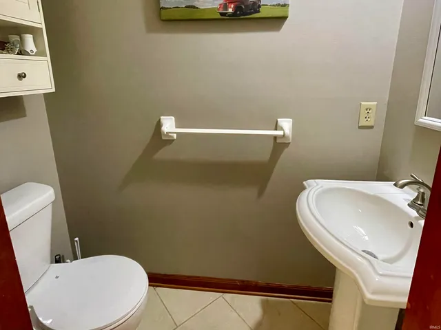 $299,900 | 3613 Candy Lane, Kokomo, IN 46902