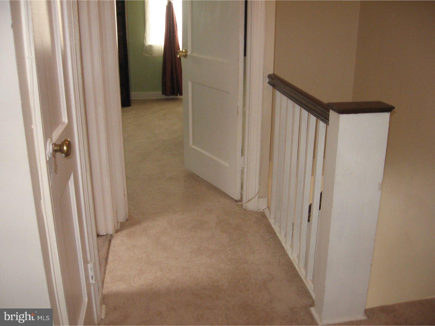 7913 Temple Road Philadelphia, PA 19150 - Photo 16 of 23 Hallway
